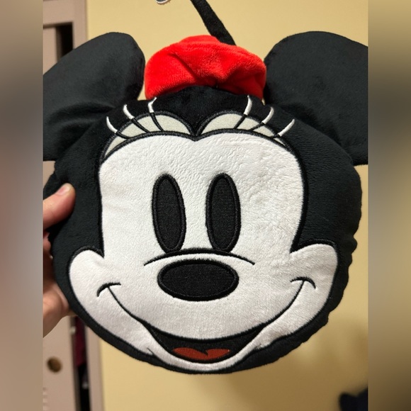 Disney Minnie Mouse Pillow Plush - Picture 2 of 9